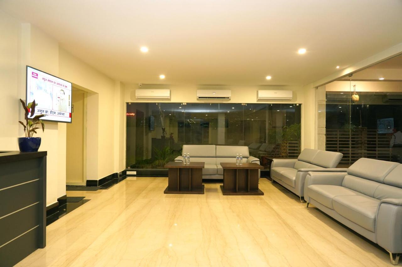 Hotel D Dev Vijayawada Exterior photo
